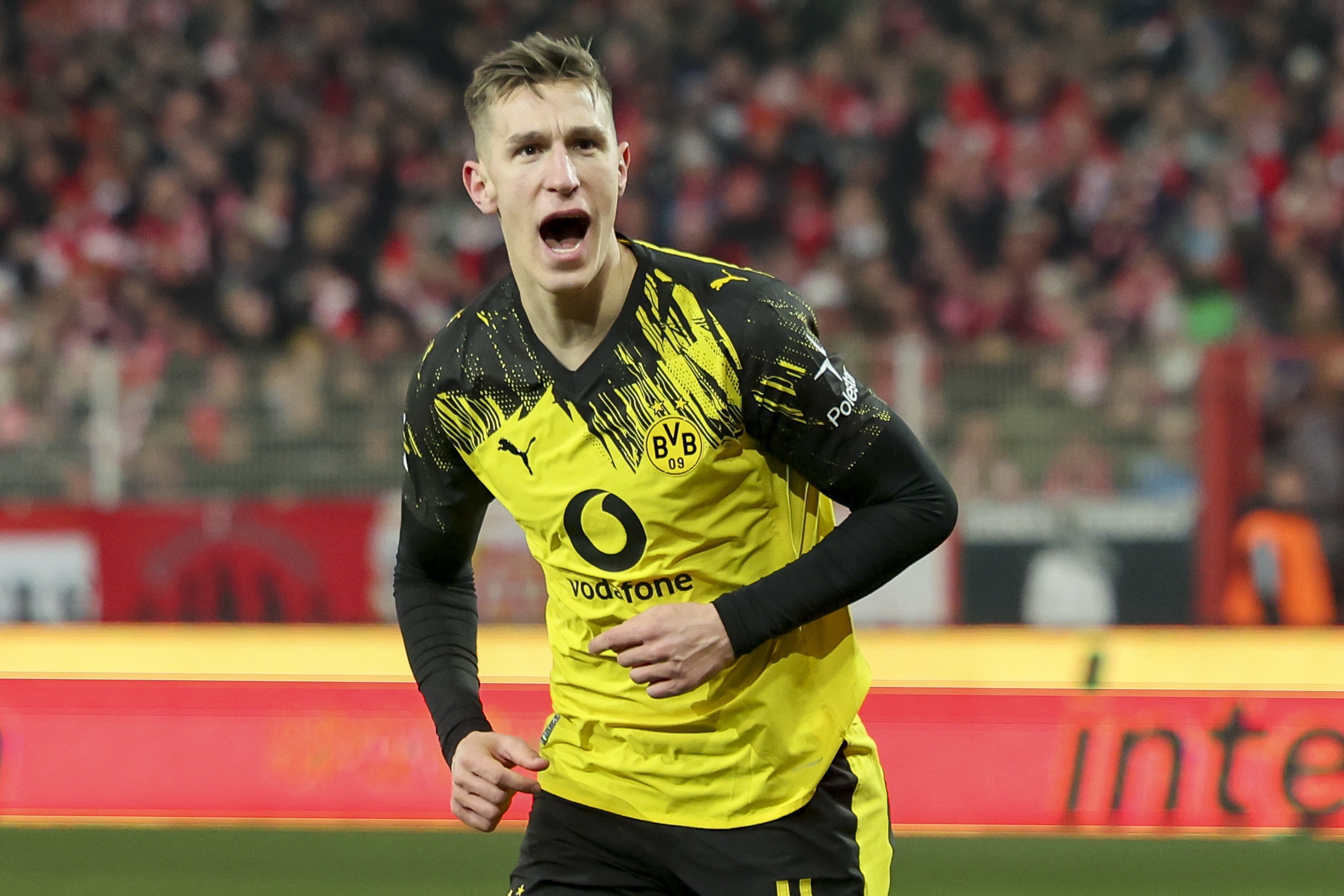 4年前的今天：易建联生涯总得分突破12000分 本土球员仅此一人